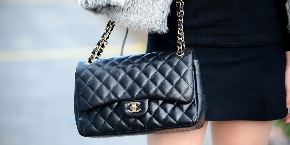 Túi xách Chanel chính hãng giá bao nhiêu tiền? Mua ở đâu?